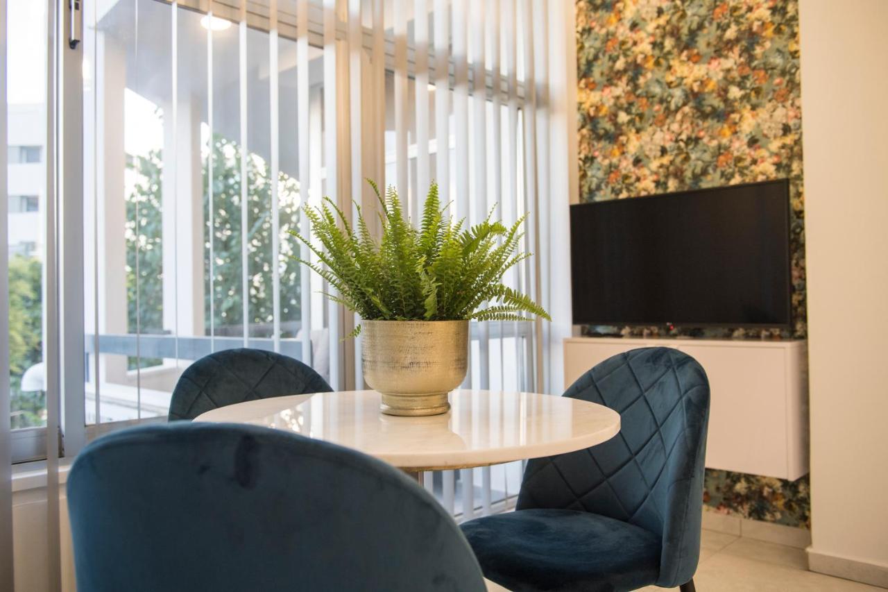 Skin Suites-Luxury Living Nicosia Luaran gambar