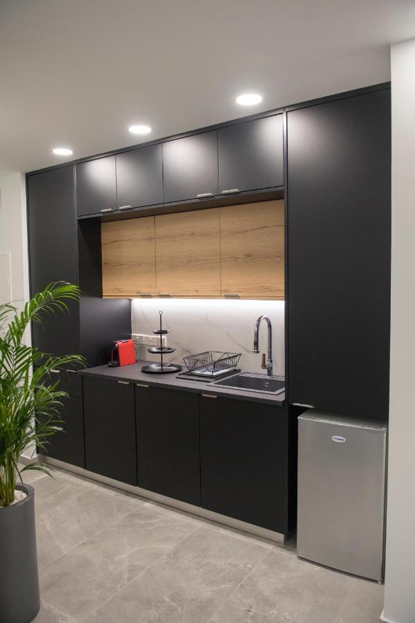 Skin Suites-Luxury Living Nicosia Luaran gambar