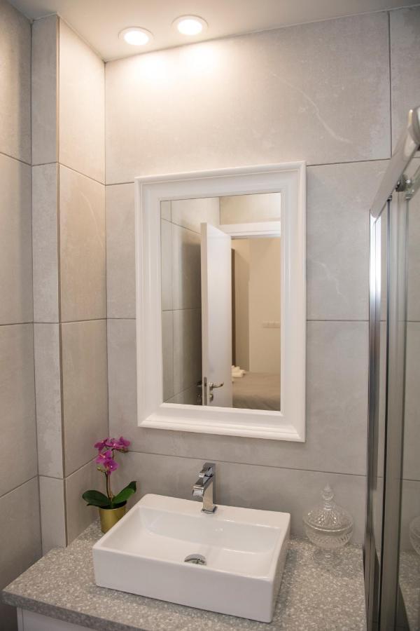 Skin Suites-Luxury Living Nicosia Luaran gambar